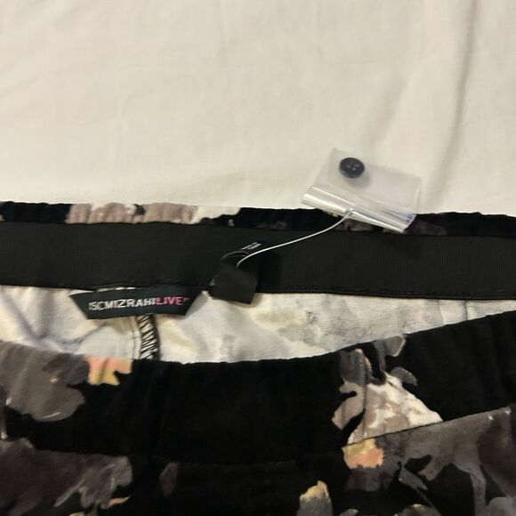 NWOT Isaac Mizrahi Live! Floral Velvet Stirrup Pants Black Size 26W petite - Picture 6 of 12